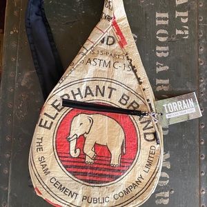 TORRAIN Shoulder Bag